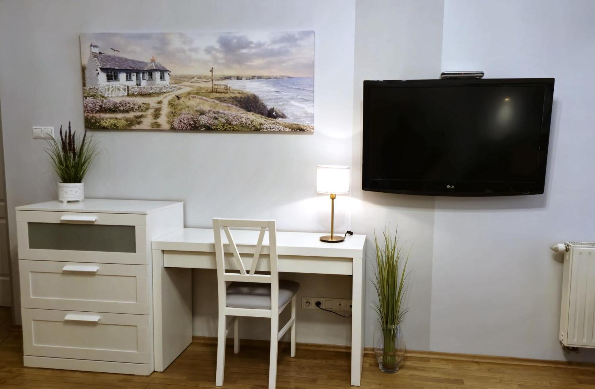 Ariadna - Pantheon Apartments Краков Экстерьер фото