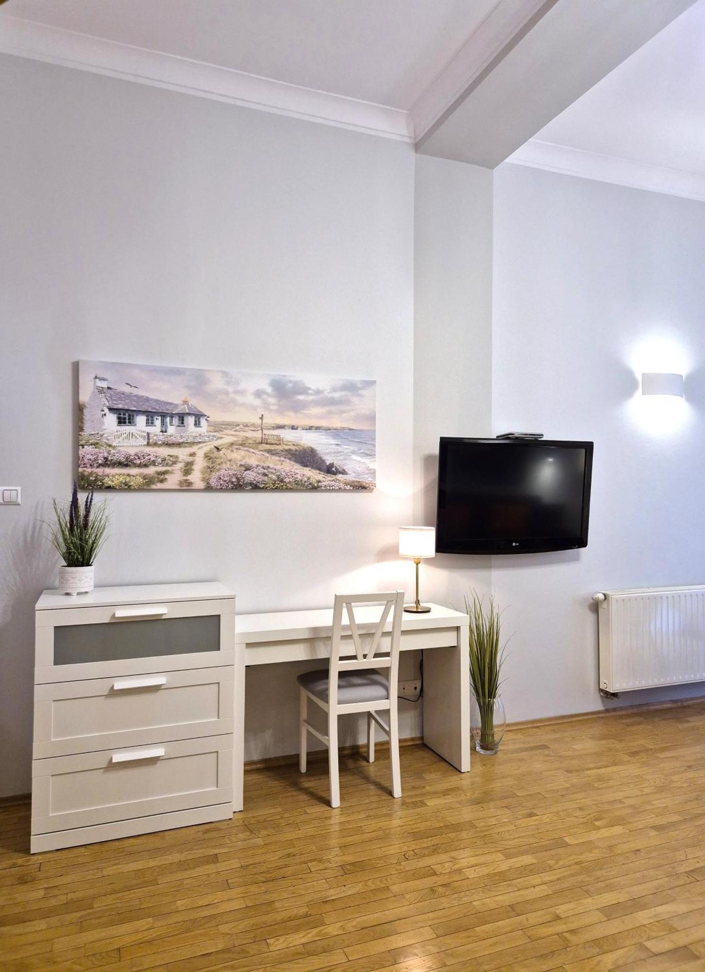 Ariadna - Pantheon Apartments Краков Экстерьер фото